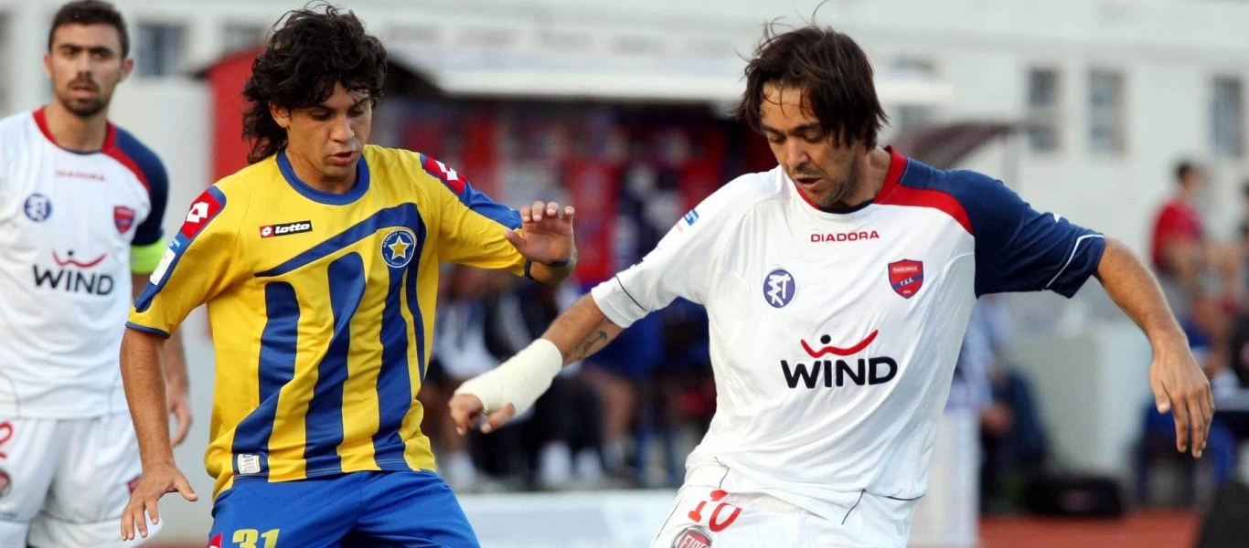 Α.Ρεκόμπα: Από την... πλατεία της Νέας Σμύρνης στις κουζίνες του «MasterChef» (βίντεο)